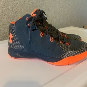 Men’s under armour charged